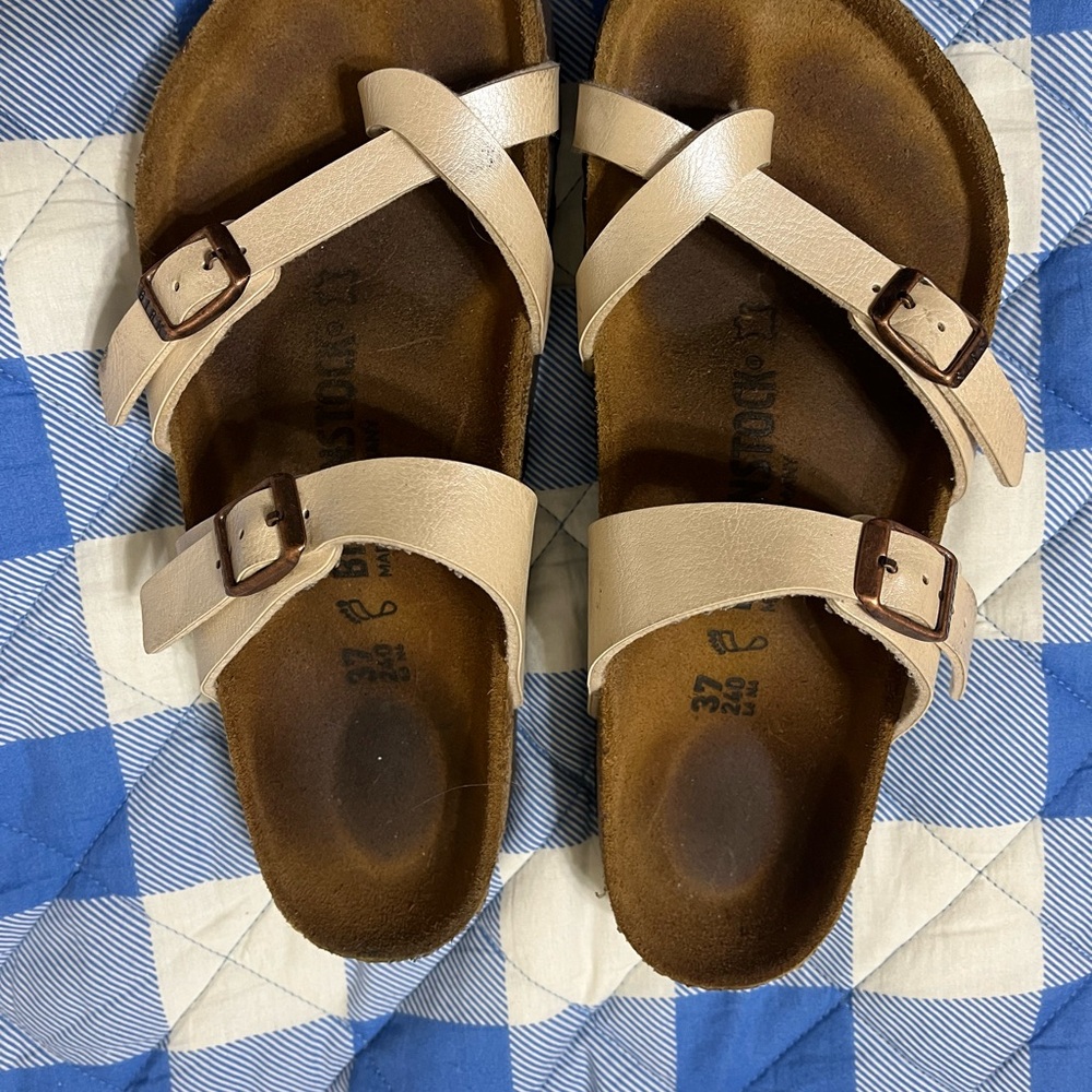 Mayari Birkenstocks
